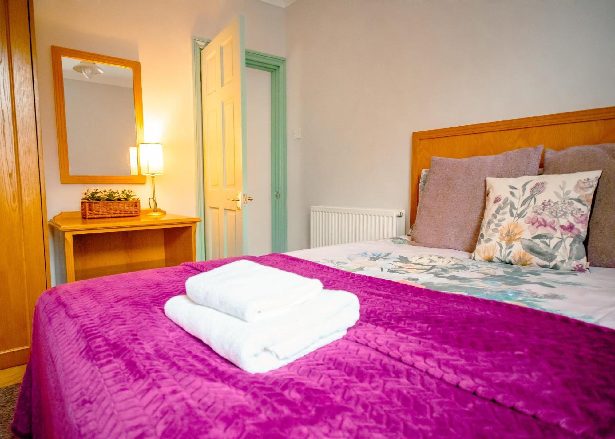 Purple Cloud Cottage Portsmouth Buitenkant foto